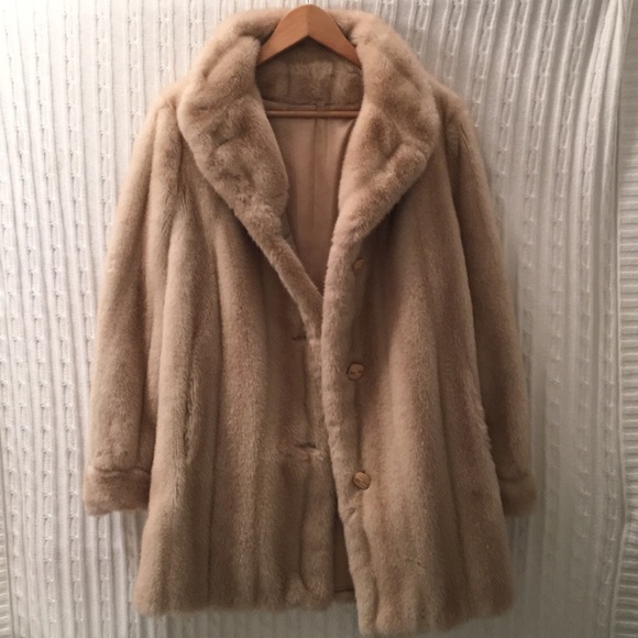 Vintage Upper Deck faux fur coat - size S/M - Picture 3 of 5